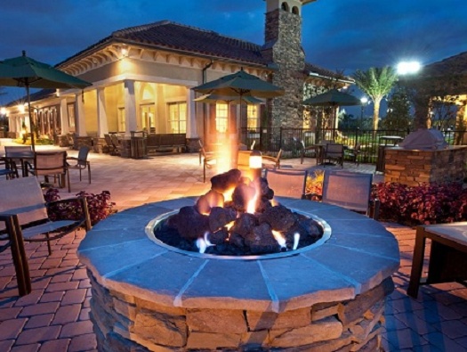 Clubhouse Exterior Clubhouse Exterior